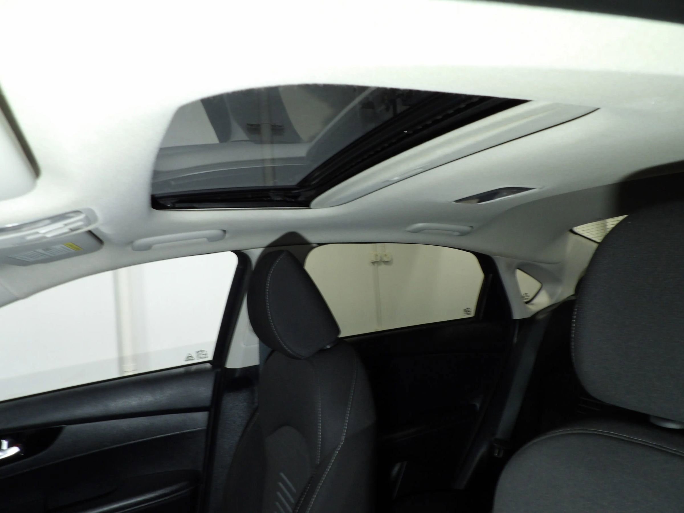 Used 2019 Kia Forte S w/ S Premium Package image 11