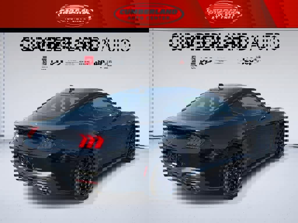 Used 2025 Ford Mustang GT RWD image 8