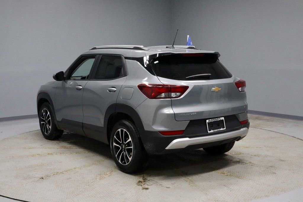 Used 2025 Chevrolet TrailBlazer LT image 9