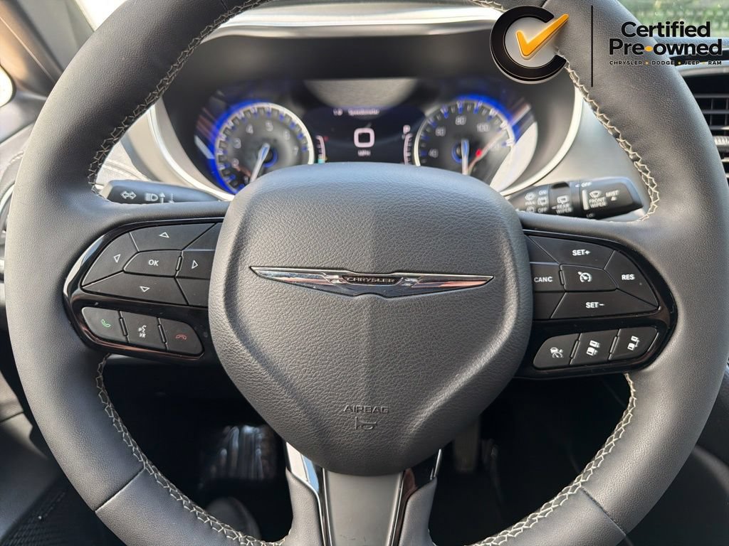Certified 2023 Chrysler Pacifica Limited w/ Uconnect Theater Family Group AWD/4WD image 84