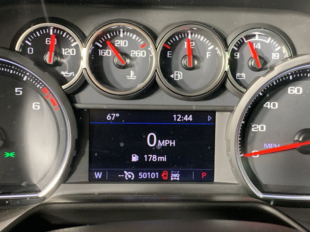 Used 2021 Chevrolet Tahoe LT w/ Luxury Package image 23