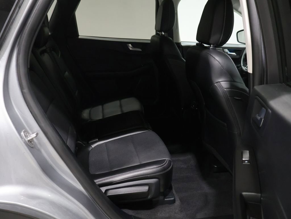 Used 2022 Ford Escape Titanium image 21