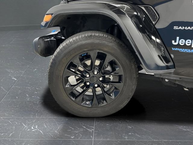 Used 2022 Jeep Wrangler Unlimited Sahara image 35