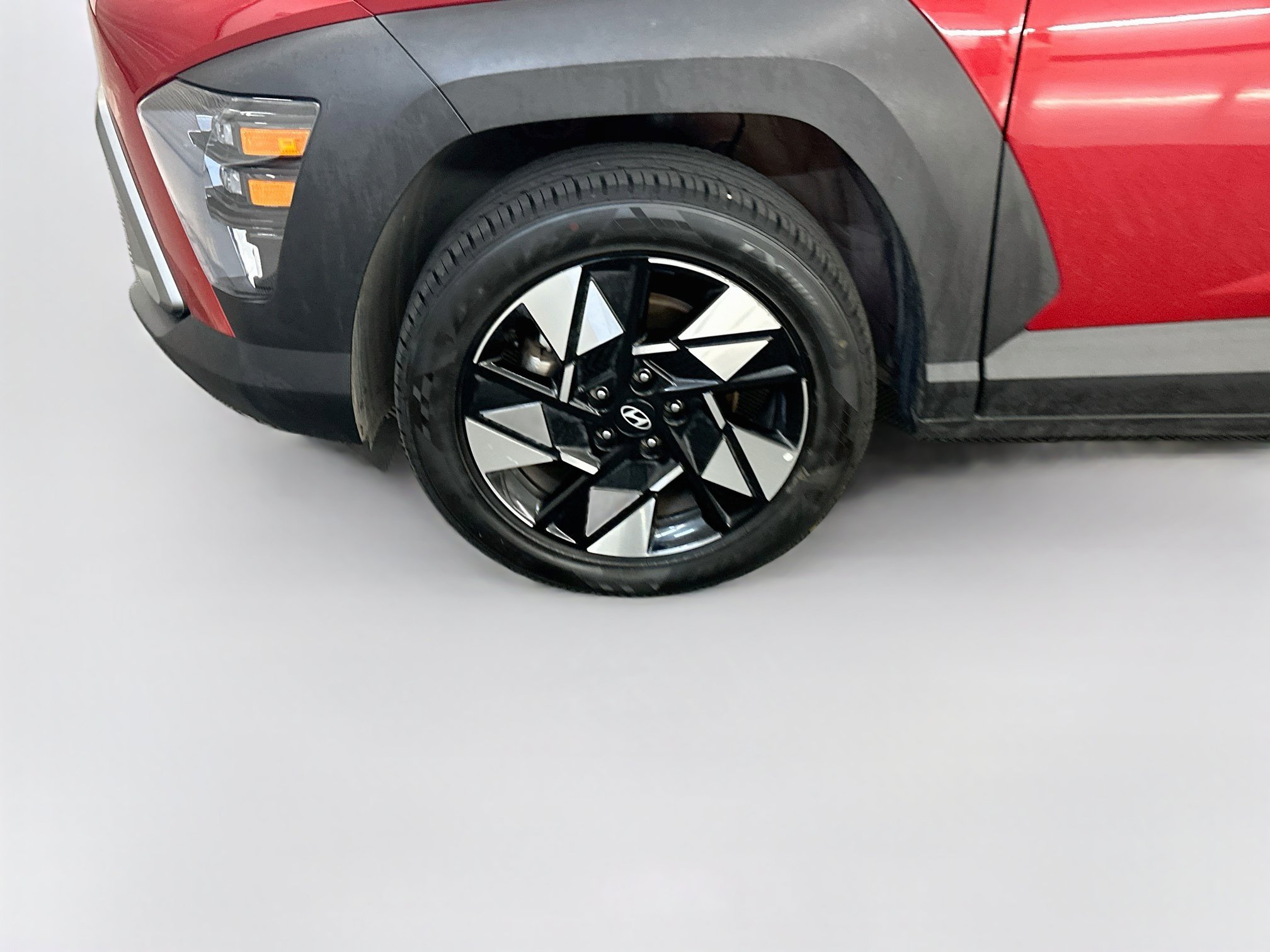Used 2025 Hyundai Kona SEL AWD/4WD image 11