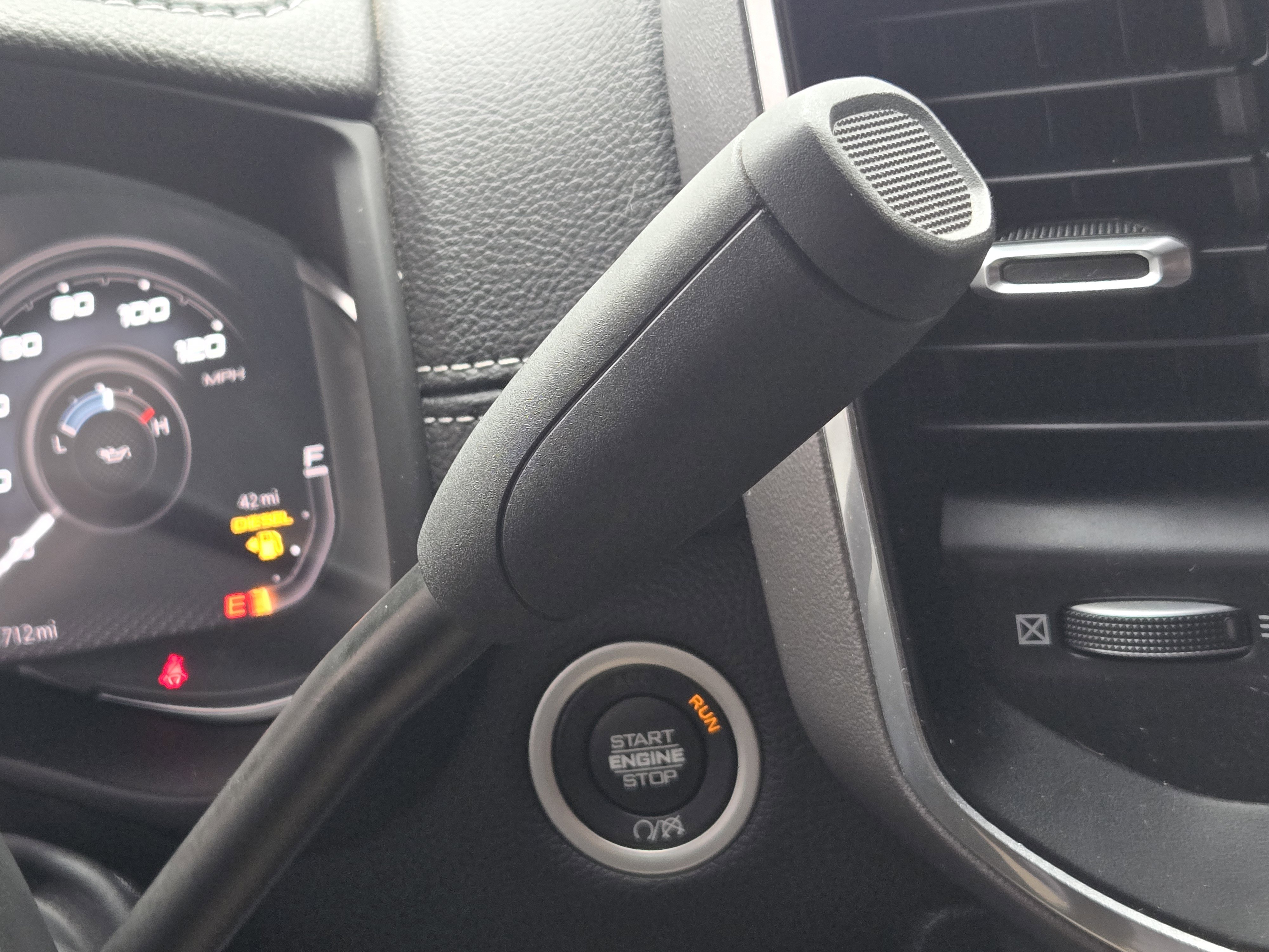 Used 2024 RAM 2500 Laramie w/ Night Edition image 25