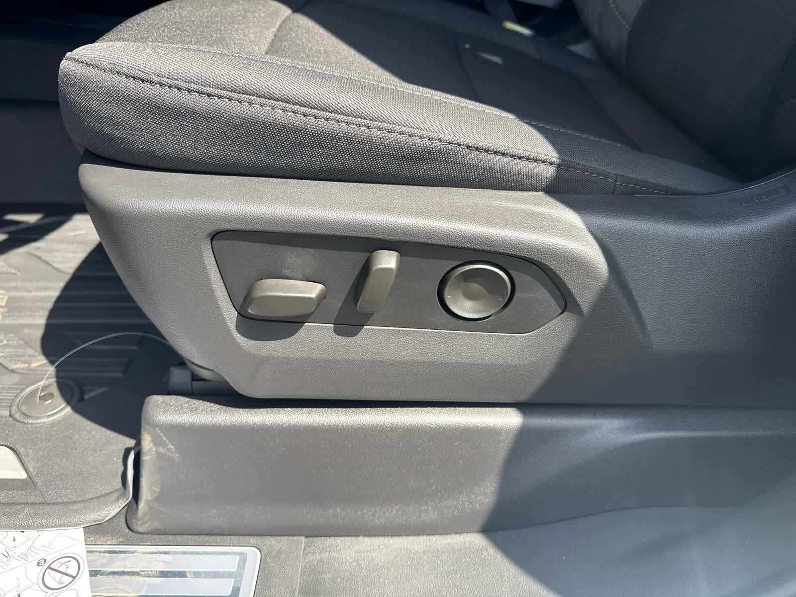 New 2026 GMC Sierra 3500 SLE AWD/4WD image 13