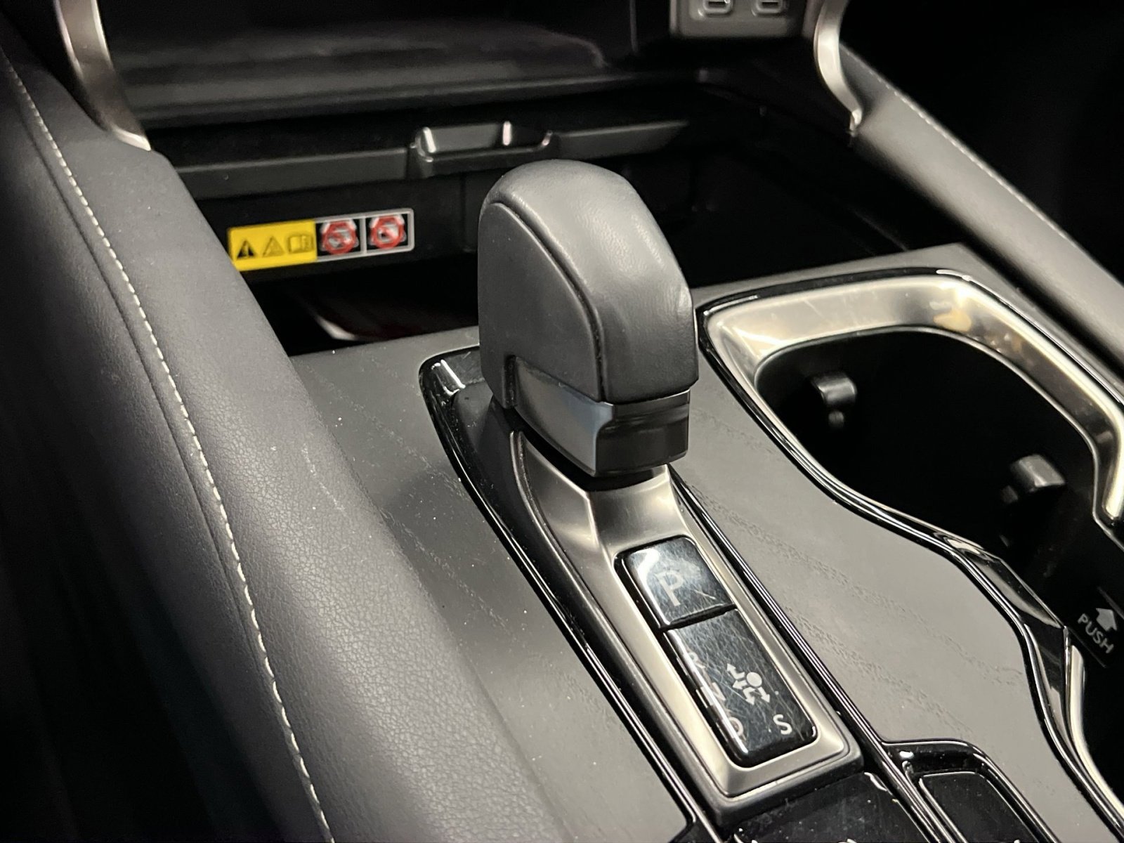 Used 2023 Lexus RX 350 w/ Accessory Package (Z1) AWD/4WD image 18