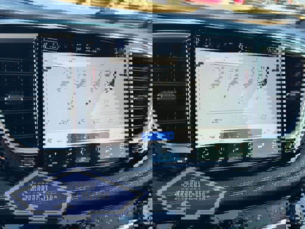 New 2026 Chrysler Pacifica Select w/ S Appearance Package image 24