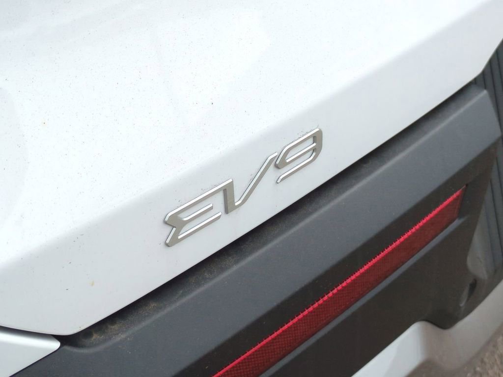 New 2026 Kia EV9 Light RWD image 32