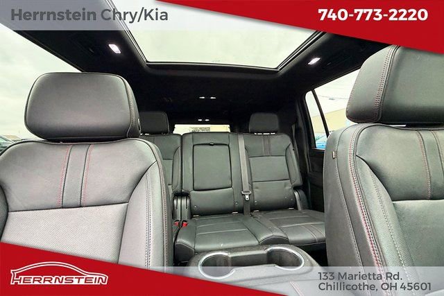 Used 2022 Chevrolet Suburban RST image 28