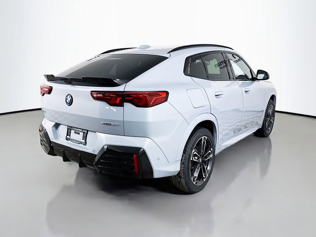 Used 2026 BMW X2 xDrive28i AWD/4WD image 7