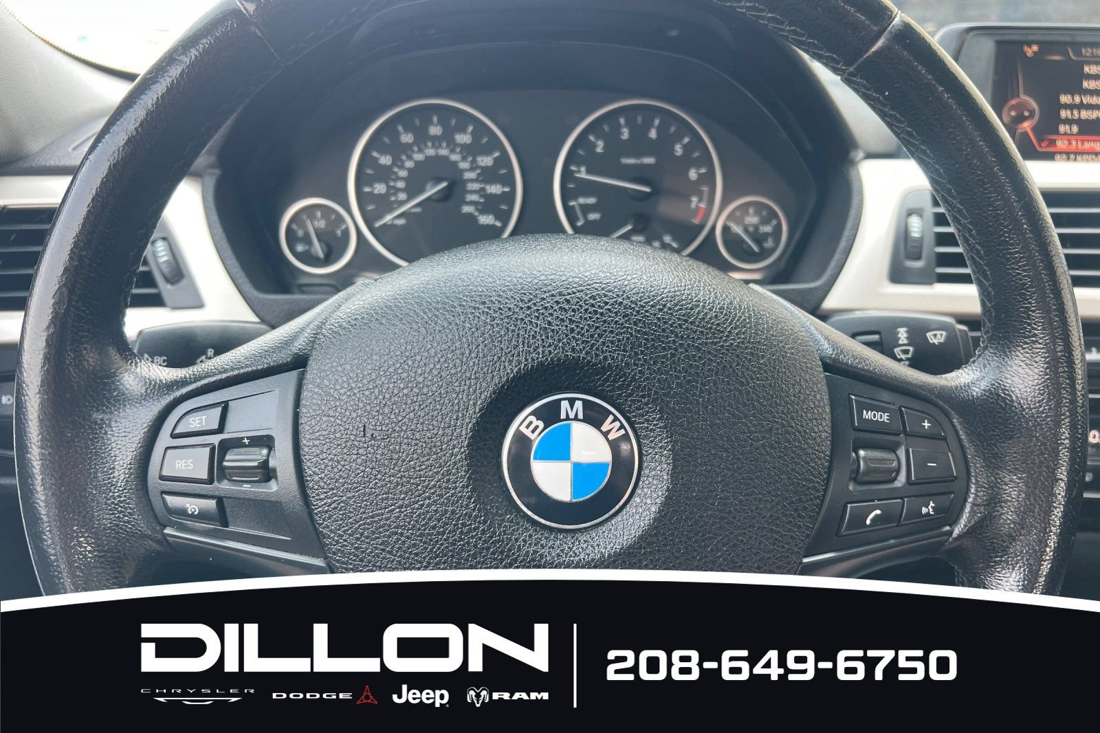 Used 2016 BMW 320i xDrive Sedan AWD/4WD image 24