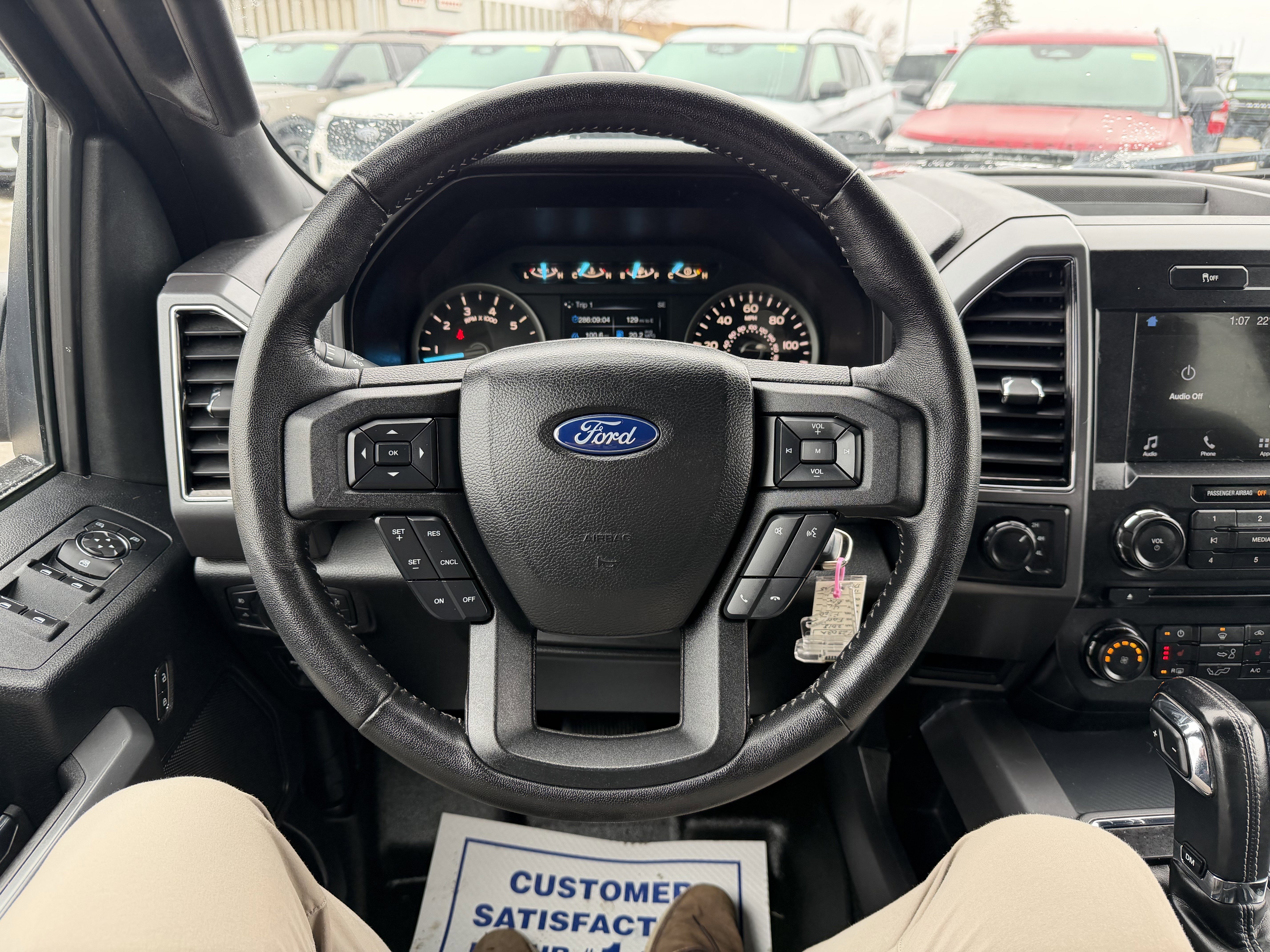 Used 2018 Ford F150 XLT w/ Equipment Group 302A Luxury image 9