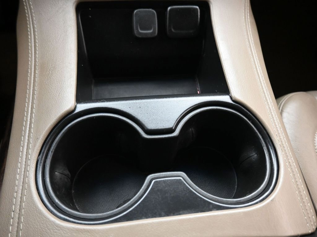 Used 2019 GMC Yukon SLT image 17