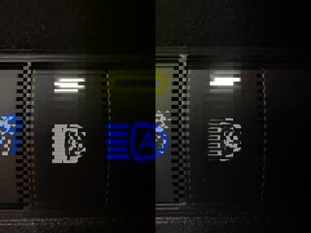 Used 2022 Toyota Corolla Cross LE image 12