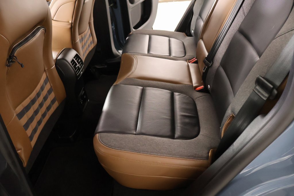 Used 2021 Ford Bronco Sport Outer Banks w/ Outer Banks Package (96D) image 12