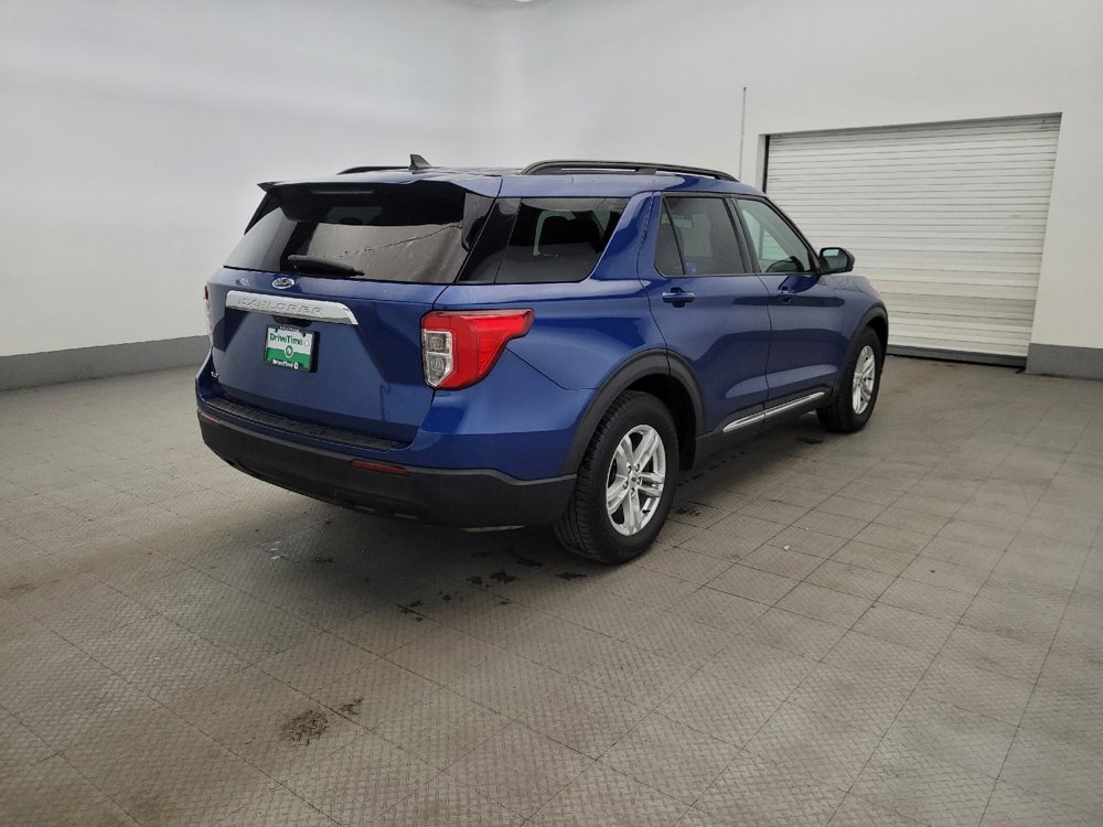 Used 2021 Ford Explorer XLT image 9