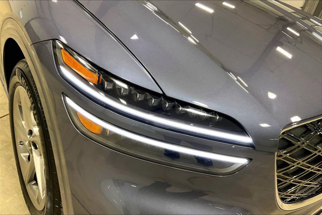 Used 2026 Genesis GV70 2.5T Select image 30