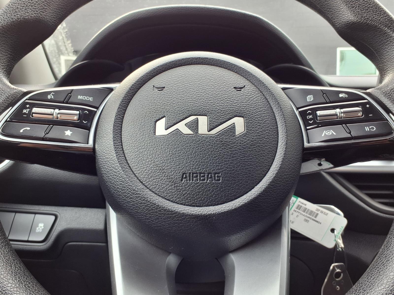 Used 2024 Kia Forte LXS image 11