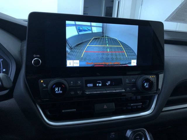 Certified 2025 Toyota Grand Highlander AWD image 27