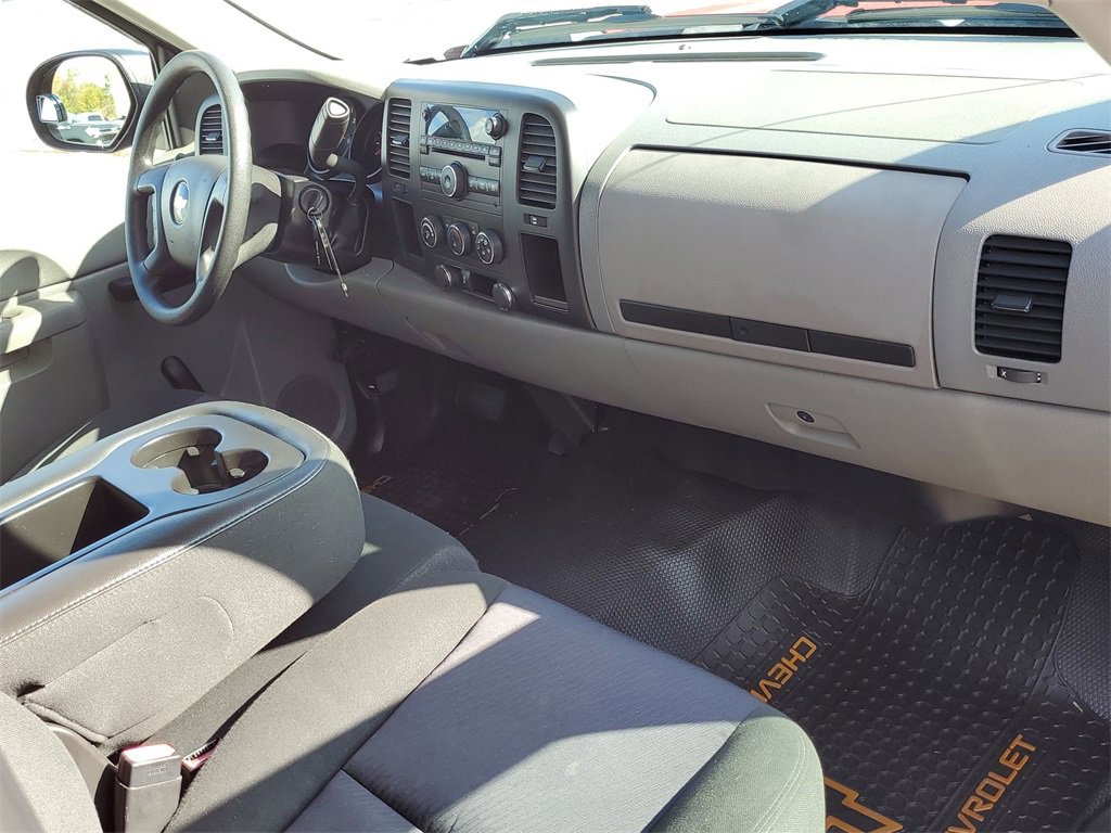 Certified 2013 Chevrolet Silverado 1500 W/T image 23