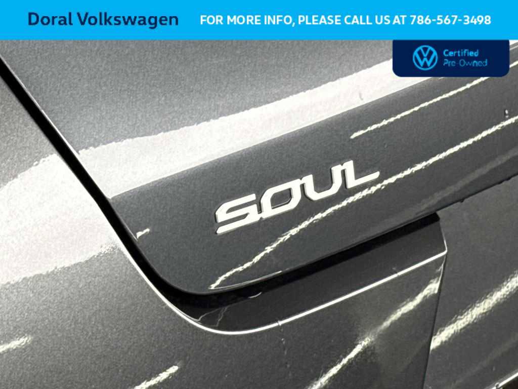 Used 2023 Kia Soul EX FWD image 10