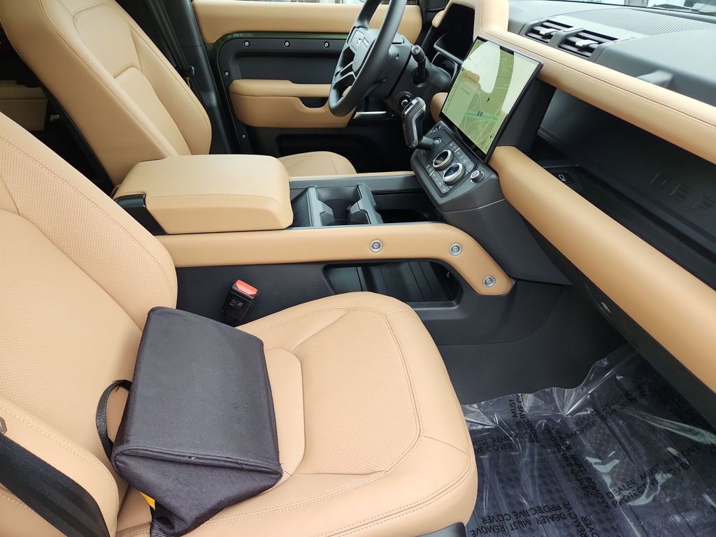 New 2026 Land Rover Defender 130 S image 3