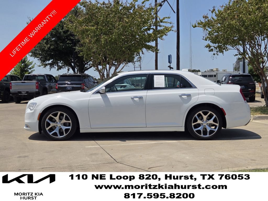 Used 2018 Chrysler 300 C w/ Sun, Sound & Nav Package RWD image 12