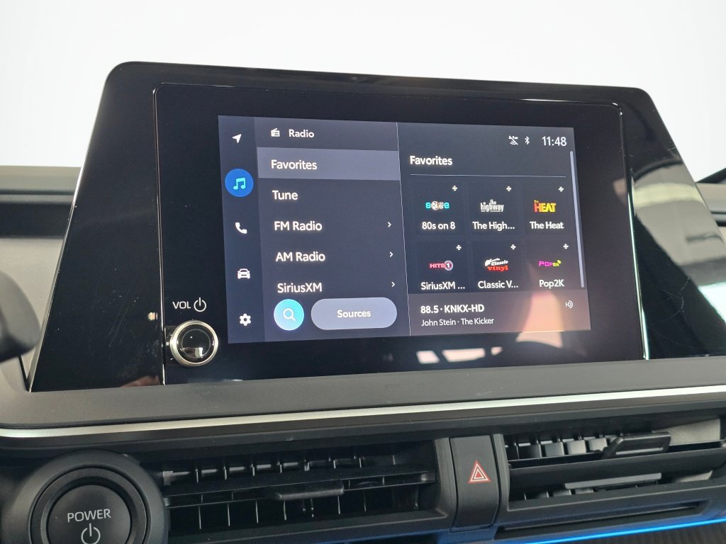 Used 2025 Toyota Prius XLE AWD/4WD image 25