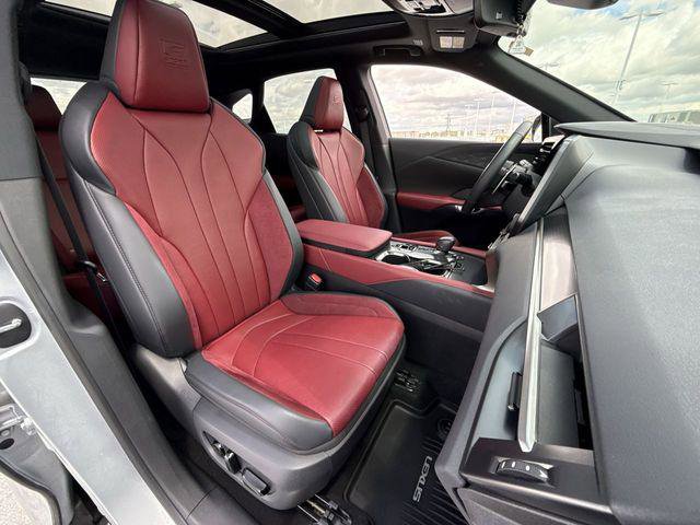 Certified 2025 Lexus RX 500h F Sport image 26