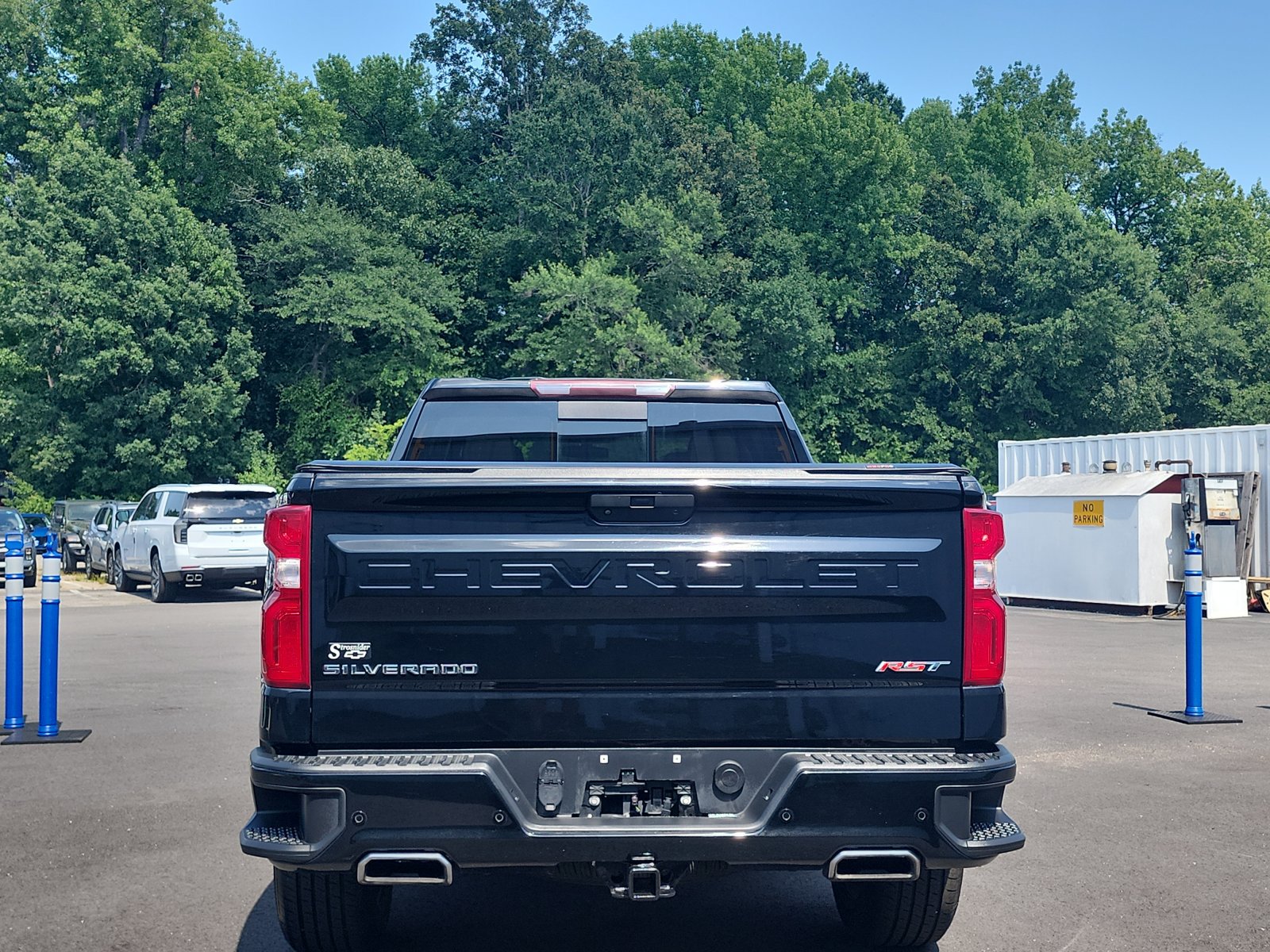 Used 2020 Chevrolet Silverado 1500 RST AWD/4WD image 4