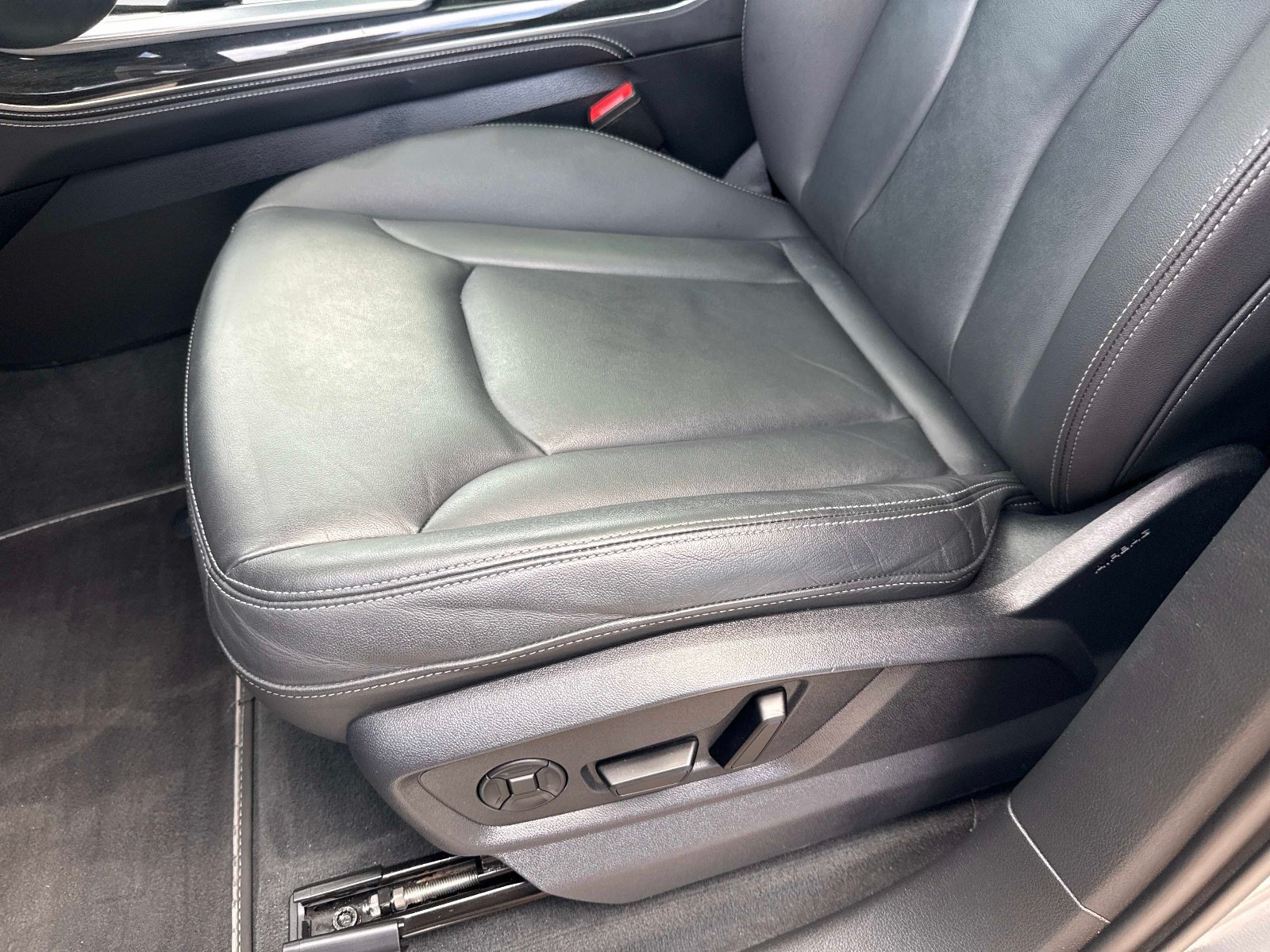 Certified 2025 Audi Q7 3.0T Premium Plus AWD/4WD image 21