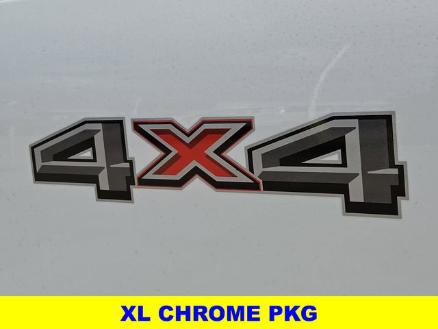 New 2026 Ford F250 XL w/ XL Chrome Package image 10