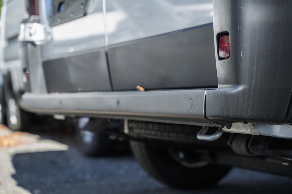 New 2025 RAM ProMaster 2500 w/ Quick Order Package 22G SLT image 8