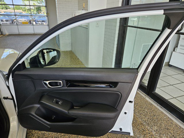 Used 2024 Honda Civic EX-L image 15