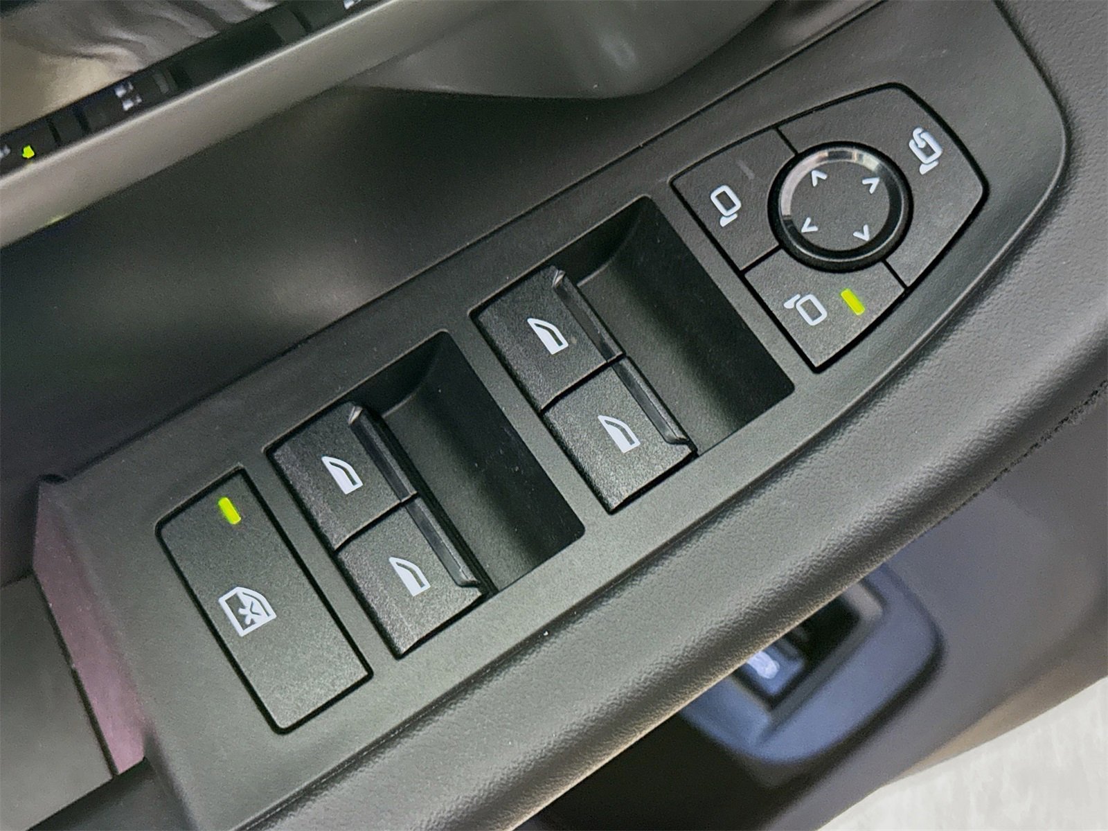 Used 2025 BMW 530i image 18