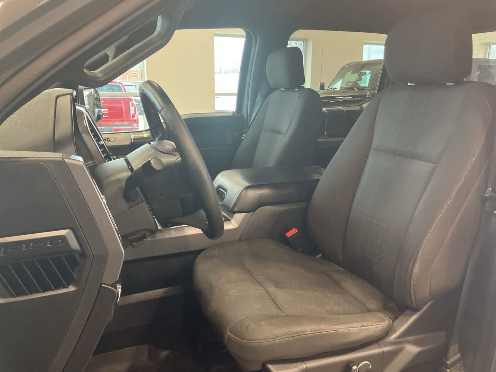 Used 2018 Ford F150 XLT w/ Equipment Group 302A Luxury image 11