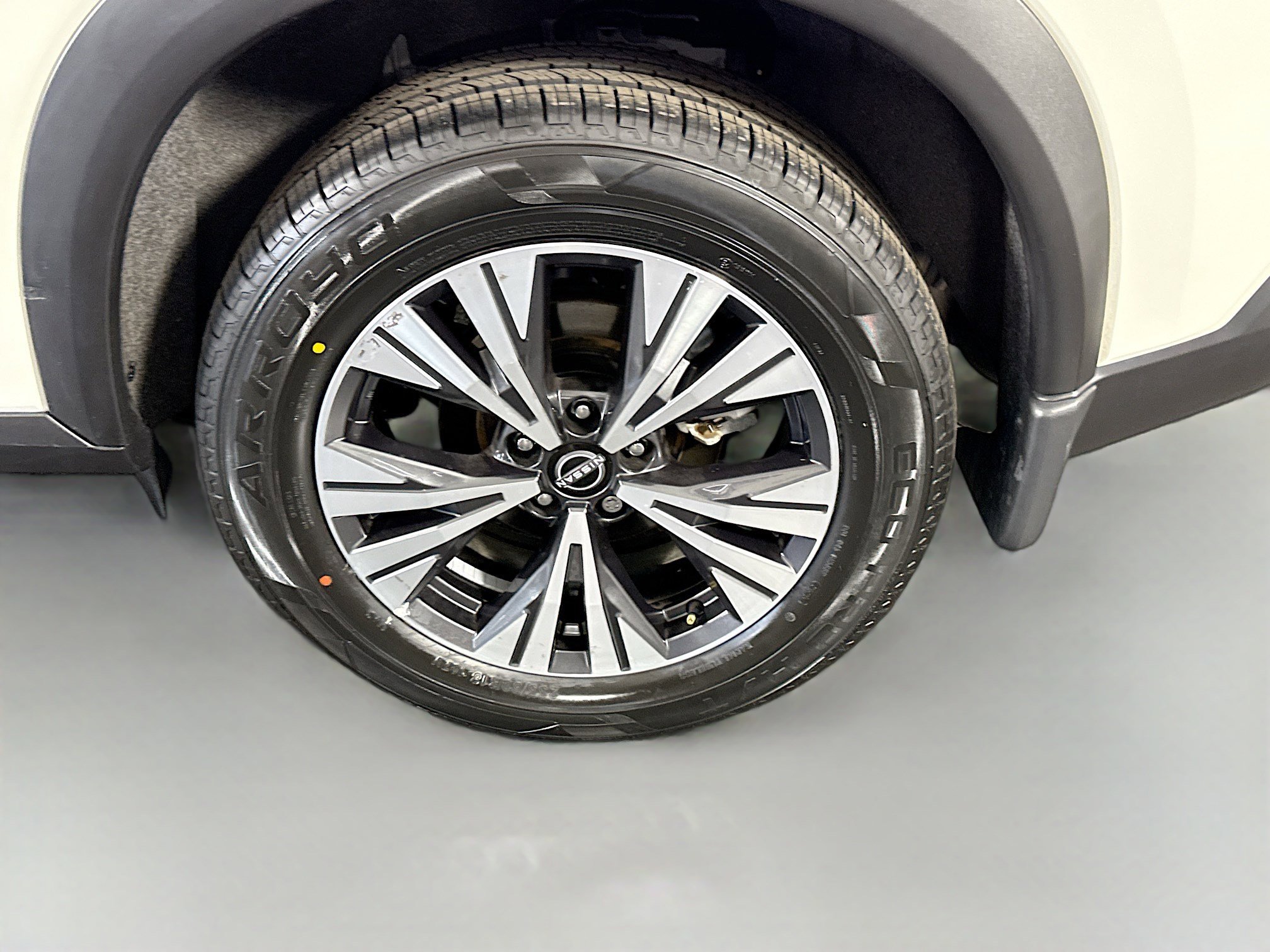 Used 2023 Nissan Rogue SV FWD image 37