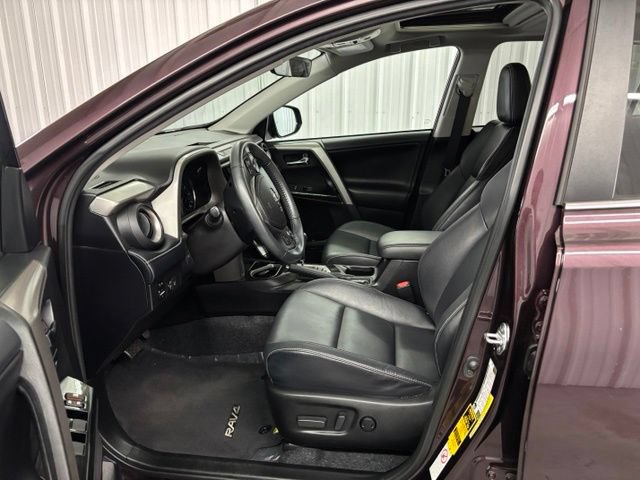 Used 2018 Toyota RAV4 Limited FWD video 2