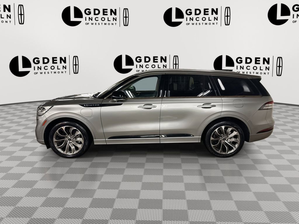 Used 2021 Lincoln Aviator Grand Touring w/ Equipment Group 302A image 5