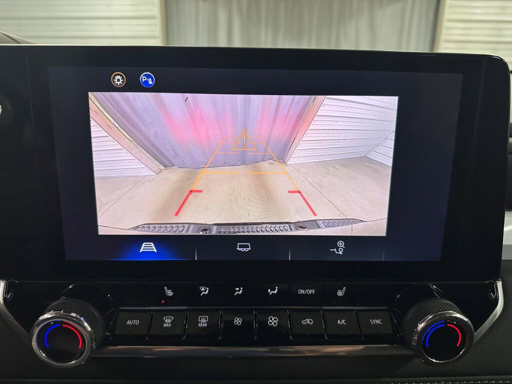 Certified 2024 Chevrolet Colorado LT w/ LT Convenience Package III image 12