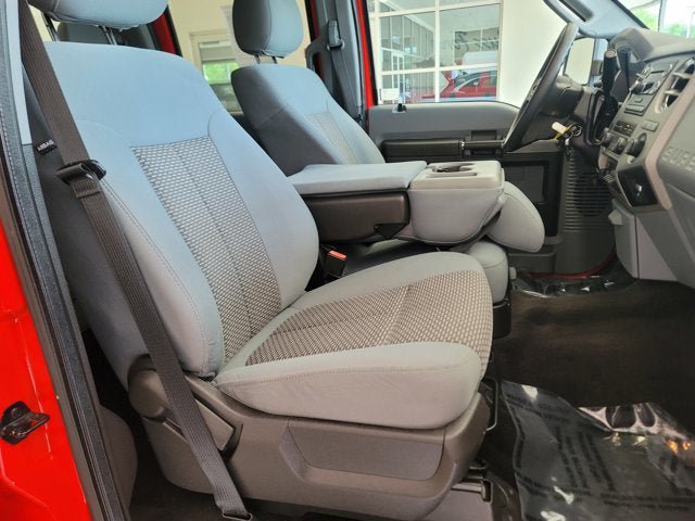 Used 2016 Ford F250 XLT w/ XLT Value Package AWD/4WD image 4