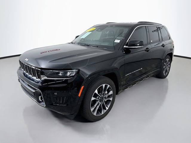 Used 2024 Jeep Grand Cherokee Overland w/ Adv Protech Group III AWD/4WD image 3
