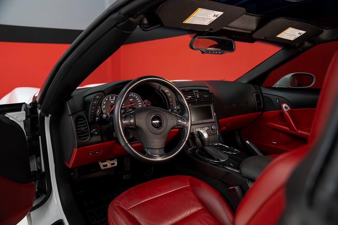 Used 2013 Chevrolet Corvette Grand Sport w/ 2LT Preferred Equipment Group RWD image 45