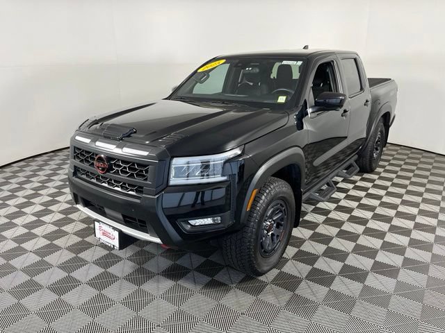 Used 2025 Nissan Frontier PRO-4X w/ Pro Convenience Package AWD/4WD image 3
