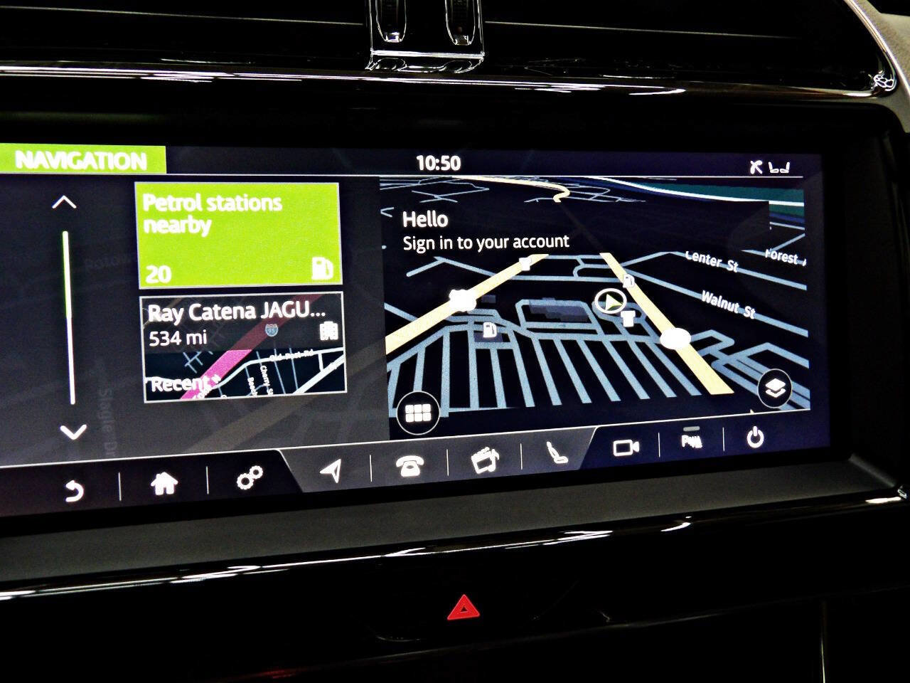 Used 2020 Jaguar XE S image 17