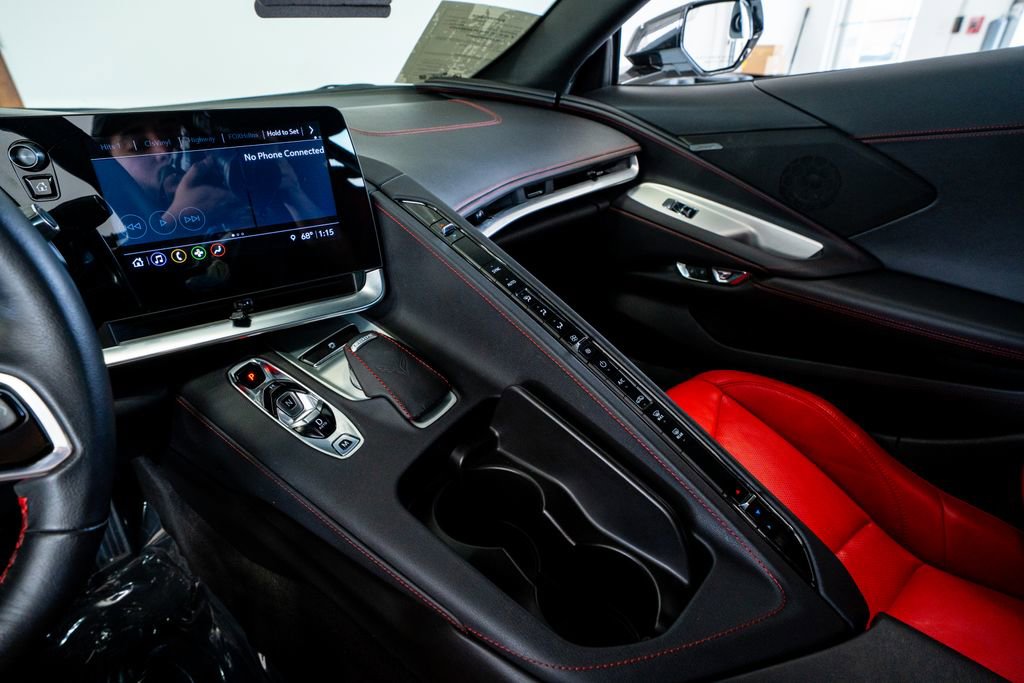 Used 2022 Chevrolet Corvette Stingray Coupe w/ Z51 Performance Package image 45