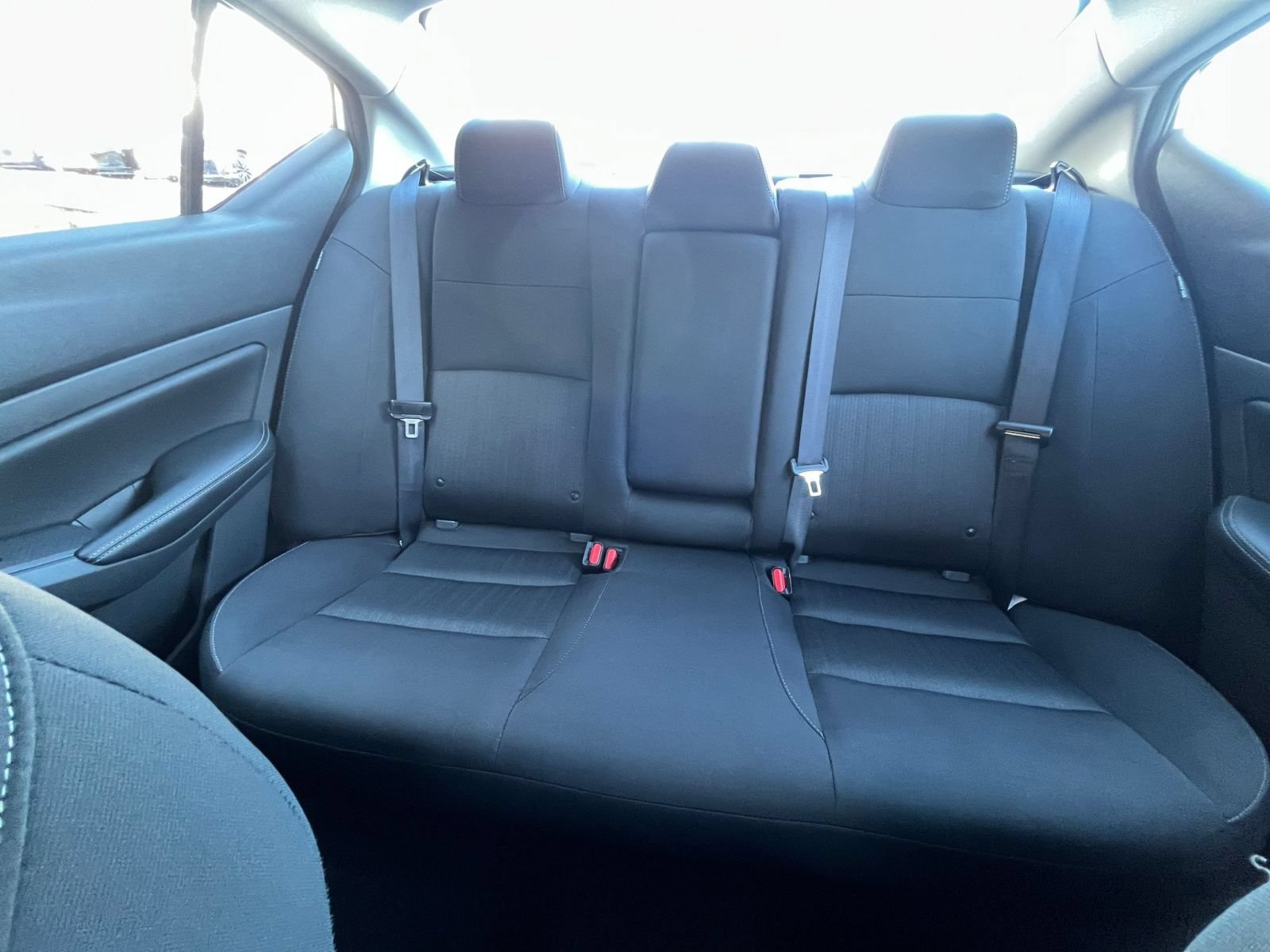 Used 2025 Nissan Altima 2.5 SV FWD image 38