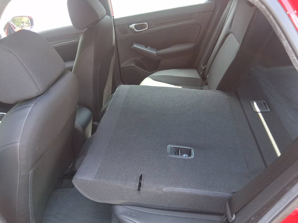Used 2025 Honda Civic Sport image 16