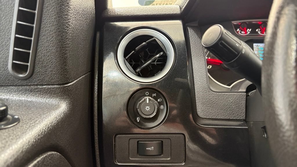 Used 2012 Ford F150 Harley-Davidson AWD/4WD image 34